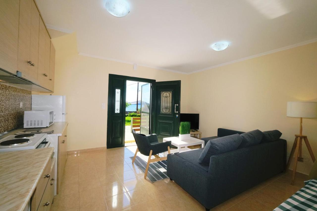 פלאטי Captains View Apartments מראה חיצוני תמונה